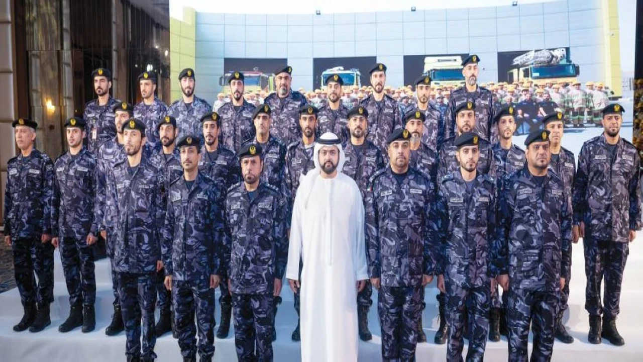 محمد الشرقي يشارك في تخريج دورة أصدقاء الدفاع المدني الـ 13
